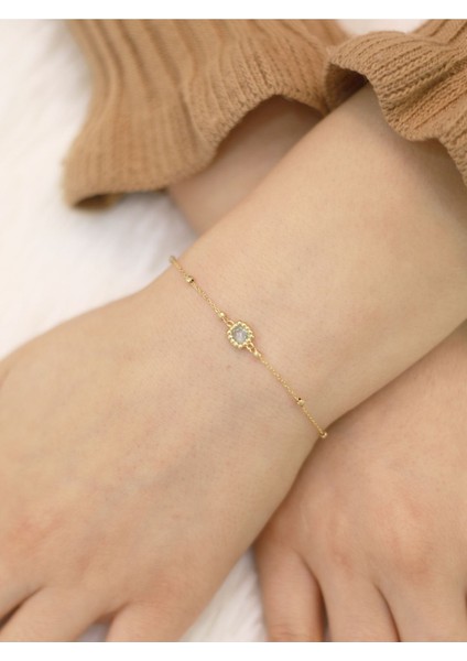 14 Ayar Altın Kare Beyaz Taşlı Bileklik