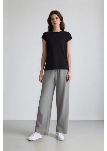 Fitted Bisiklet Yaka Basic Düz Kısa Kollu Siyah Tişört F3833AX25SM fiyatları