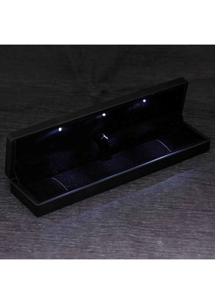 Gümüş Işıklı Kutulu Taşlı Gurmet Kadın Bileklik fiyatları