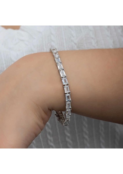 Gümüş Beyaz Taşlı Su Yolu Kadın Bileklik indirimleri