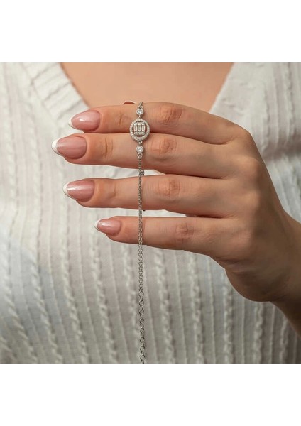 Gümüş Oval Baget Taşlı Kadın Bileklik fiyatları