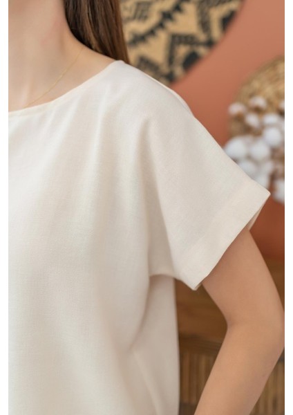 Bej T-Shirt ve Pantolon Takım