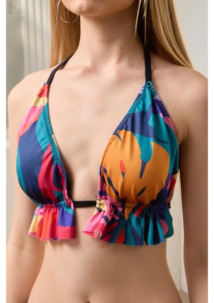 Bikini Üstü Üçgen Pileli Pembe Dev Yapraklı
