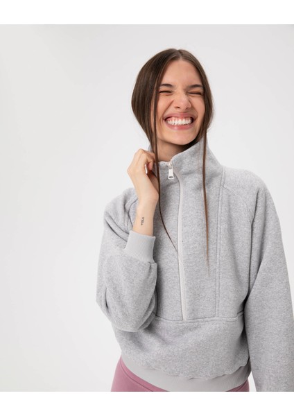 Kadın Gri Dik Yaka Sweatshirt - Yarı Fermuarlı Sweat, Uzun Kollu, Sertifikalı Organik Pamuk, Nefes Alan Kumaş, Günlük ve Spor Eşofman Üstü indirimleri