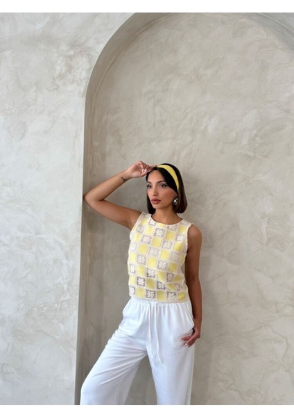 Kadın Yazlık Bisiklet Yaka Kroşata Motifli Güpür Bluz 3D-2343 modelleri