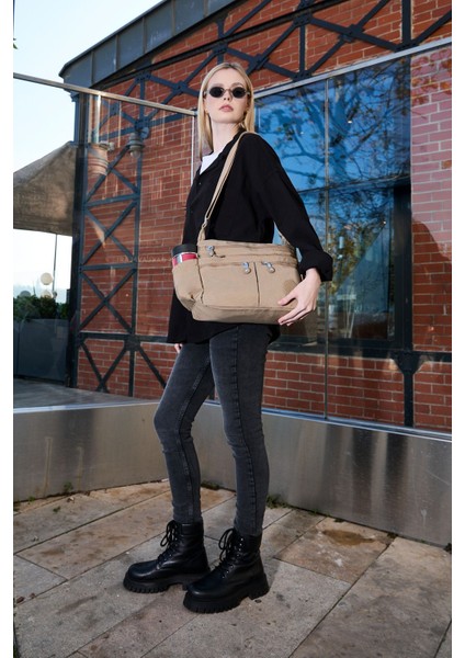 Kadın Suya Dayanıklı Krinkıl Kumaş Çok Gözlü Ayarlanabilir Bej Çapraz Askılı Omuz Çantası modelleri