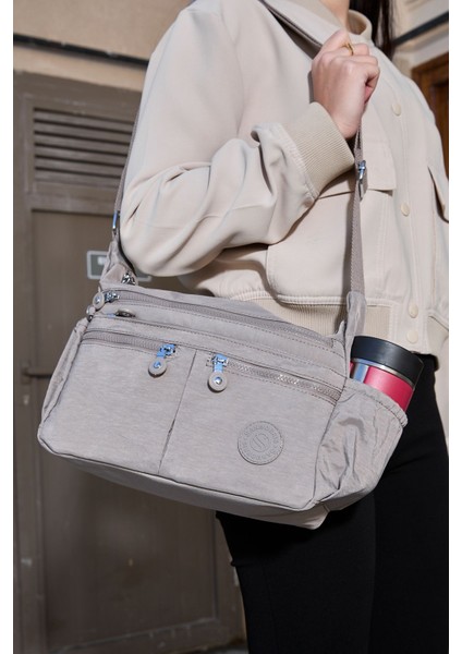 Kadın Suya Dayanıklı Krinkıl Kumaş Çok Gözlü Ayarlanabilir Vizon Renk Çapraz Askılı Omuz Çantası fırsatları