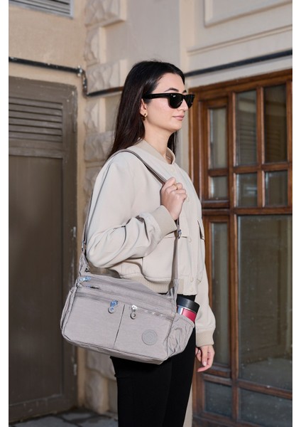 Kadın Suya Dayanıklı Krinkıl Kumaş Çok Gözlü Ayarlanabilir Vizon Renk Çapraz Askılı Omuz Çantası indirimleri