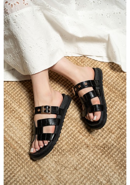 Arella Kadın Kemer Detaylı Kalın Tabanlı Terlik modelleri