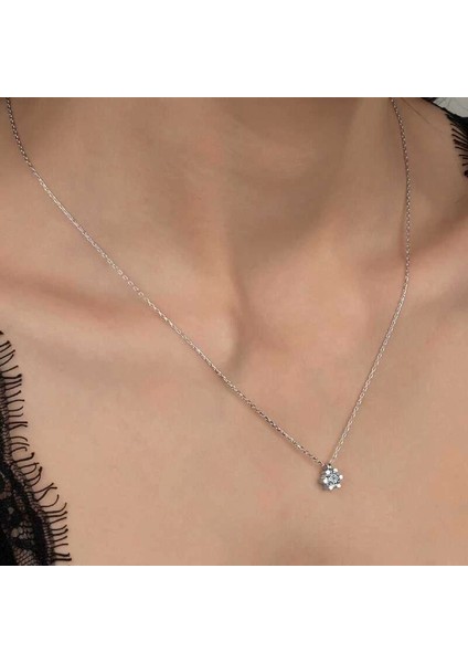 Swarovski Taşlı Gümüş Tektaş Bayan Kolye fiyatları