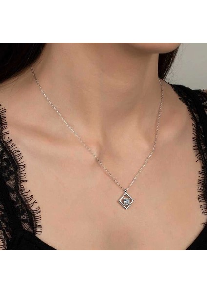 Swarovski Taşlı Gümüş Dörtgen Bayan Kolye fiyatları