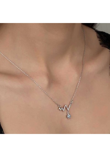 Swarovski Taşlı Gümüş Ritim Bayan Kolye fiyatları