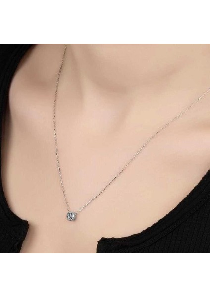 Swarovski Taşlı Gümüş Tektaş Bayan Kolye fiyatları