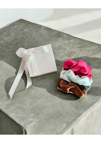 Özel Kutuda Fresh Fusion Saten Scrunchie 3’lü Set