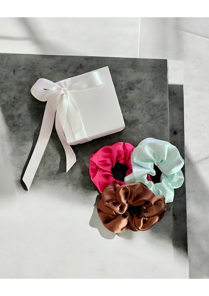 Özel Kutuda Fresh Fusion Saten Scrunchie 3’lü Set modelleri