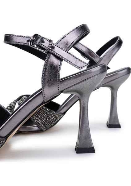 Kadın Hakiki Deri Metalik Topuklu Ayakkabı 1065 036 Bn Ayk Y25 Platın fırsatları