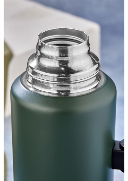 1.5 Litre Çift Katlı Çelik Termos-24 Saat Sıcak, 48 Saat Soğuk, Kulplu (Kamp, Piknik, Ofis, Seyahat)