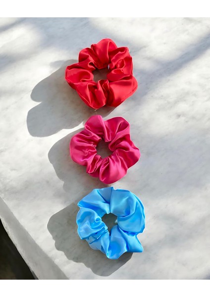 Özel Kutuda Color Burst Saten Scrunchie 3’lü Set fırsatları