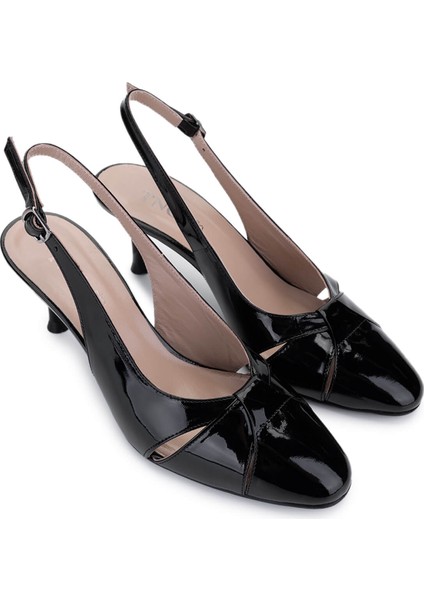 Kadın Hakiki Deri Siyah Rugan Topuklu Ayakkabı 820 958 Bn Ayk Y25 Sıyah Rgn fiyatları