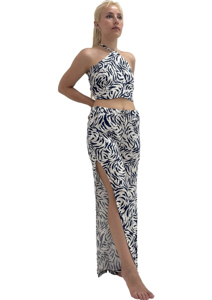 Kadınlar Için Mavi Beyaz Zebra Desenli Yırtmaçlı Pantolon - Crop Takım fırsatları