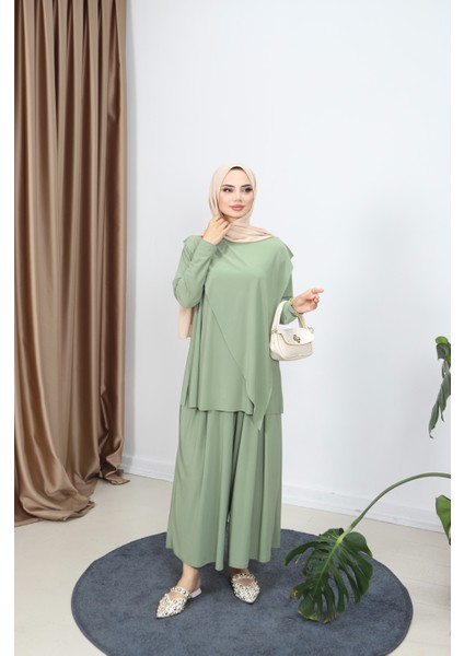 Çapraz Pantolonlu Sandy Takım