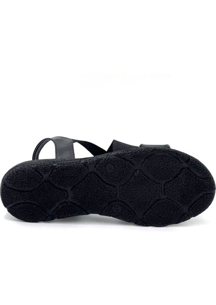 (Mavi) Çapraz Lastik Detalı Hafif Taban Rahat Kadın Sandalet Siyah indirimleri