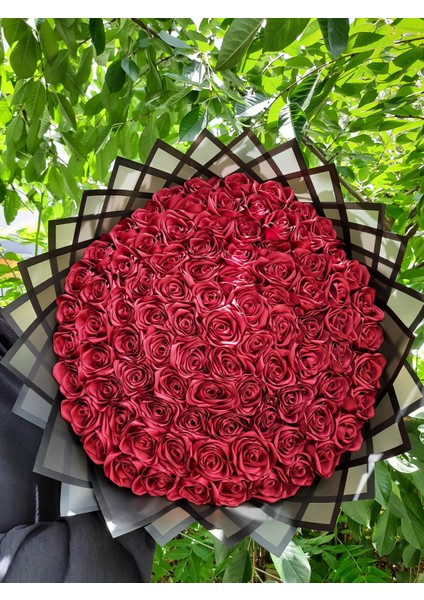 90 Lı Isteme Söz Nişan Solmayan Gül Buketi Bordo Dışı Siyah