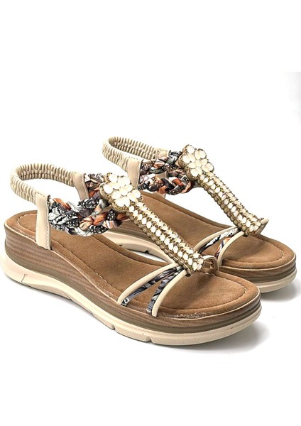 Boncuk Detaylı Lastikli Dolgu Taban Kadın Sandalet Bej fiyatları