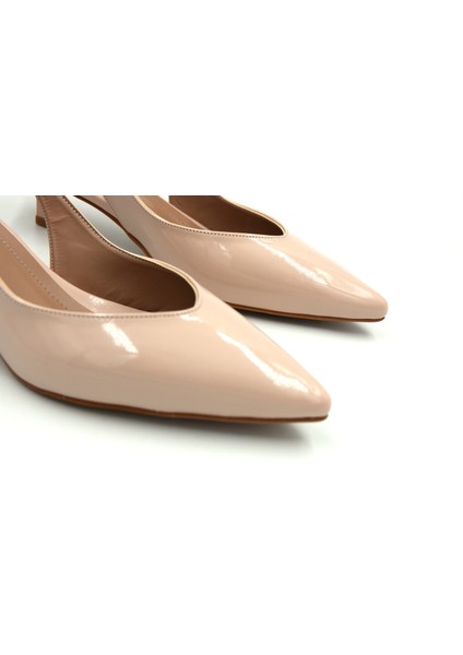 (Pine Cone) Alçak Topuklu Burnu Kapalı Kadın Ayakkabı Ten indirimleri