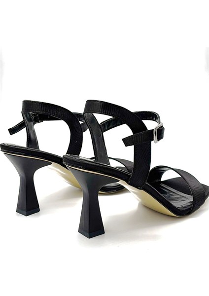 (Wiesse) Tek Bant Topuklu Kadın Ayakkabı Siyah fırsatları
