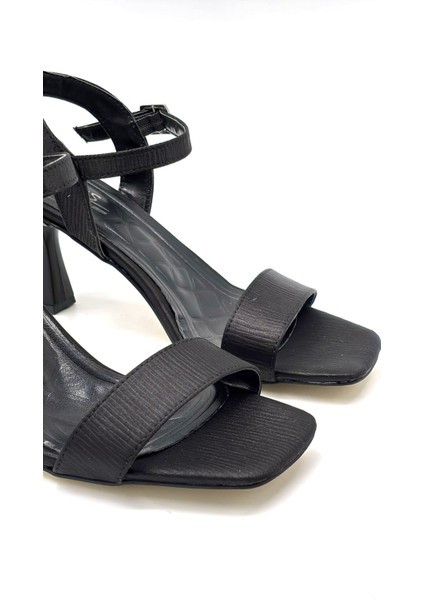 (Wiesse) Tek Bant Topuklu Kadın Ayakkabı Siyah indirimleri