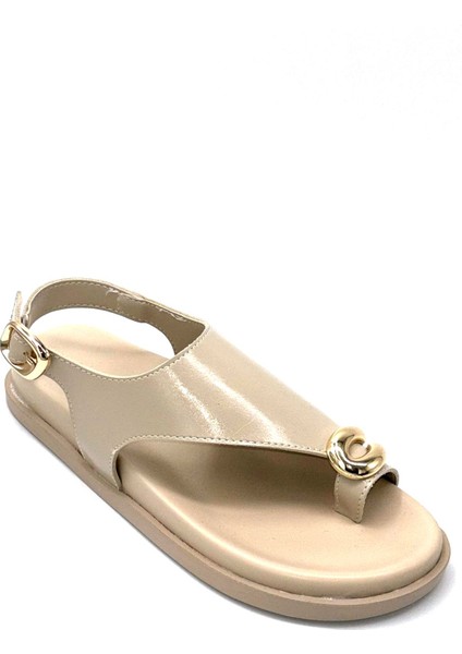 Kalyos Baş Parmak Düğme Detaylı Kadın Sandalet Bej