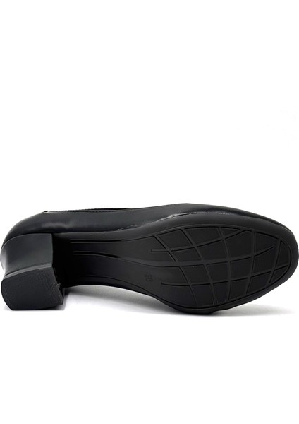 Papatya Kısa Topuklu Kadın Ayakkabı Siyah indirimleri