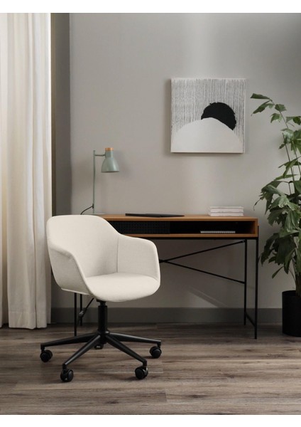 Fiji Döşemeli Ofis Sandalyesi: Ince Oturma Alanlı, Döner ve Ayarlanabilir modelleri