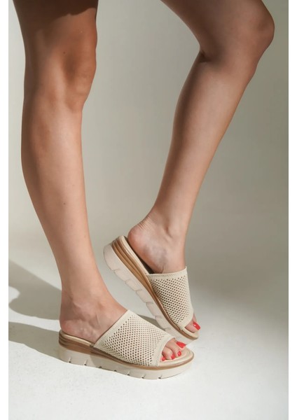 Poli Hafif Taban Günlük Triko Kadın Terlik Bej