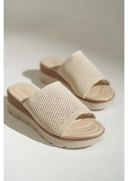 Poli Hafif Taban Günlük Triko Kadın Terlik Bej modelleri