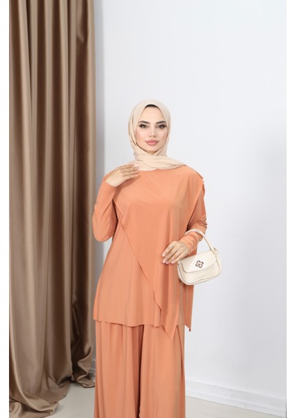 Çapraz Pantolonlu Sandy Takım fırsatları