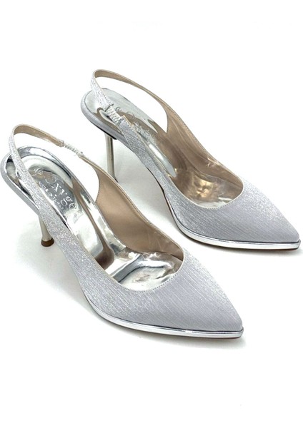 Zizi Burbu Kapalı Arkası Açık Topuklu Kadın Ayakkabı Gumüş