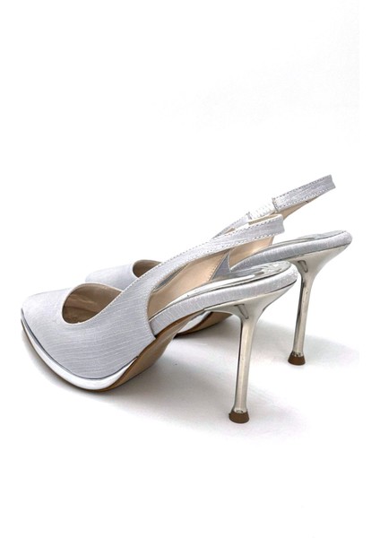 Zizi Burbu Kapalı Arkası Açık Topuklu Kadın Ayakkabı Gumüş indirimleri