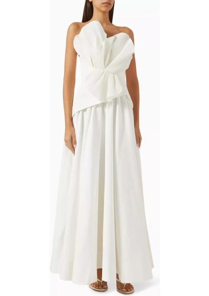 Sageston Pileli Gown, Beyaz Minimal ve Şık Abiye Elbise