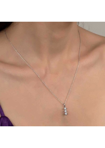 Swarovski Taşlı Gümüş Üçtaş Tektaş Bayan Kolye fiyatları