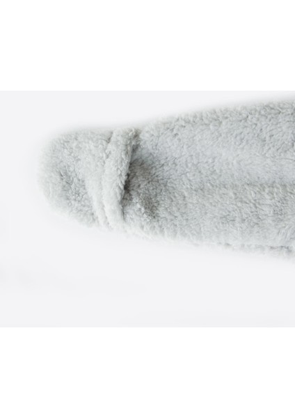 Pugy Kozmonot-Gri modelleri