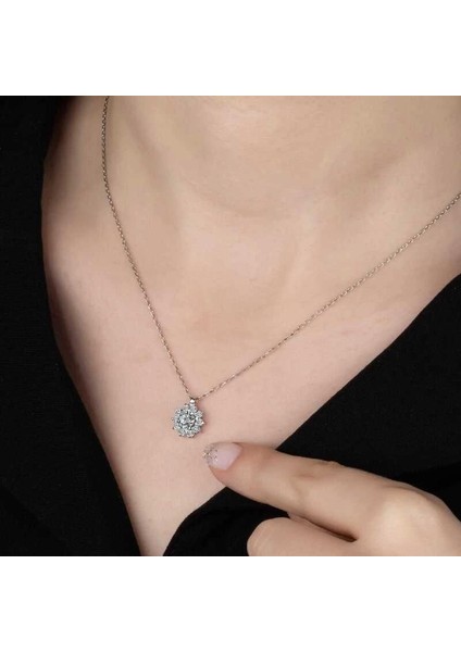 Swarovski Taşlı Gümüş Tektaş Bayan Kolye fiyatları