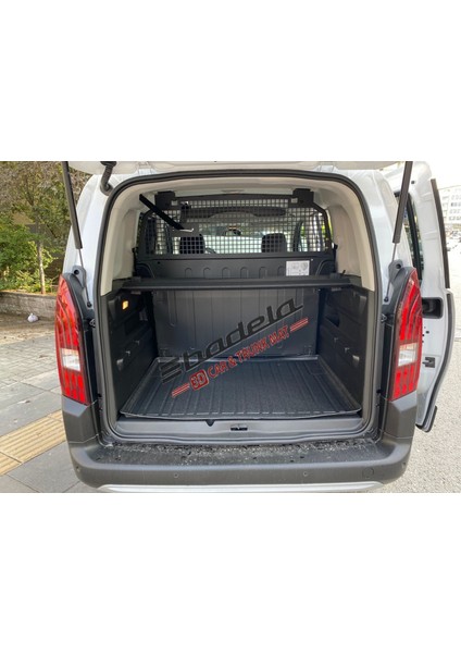 Opel Combo 2019- Sonrası Koltuklu Van 3D Kauçuk Bagaj Havuzu