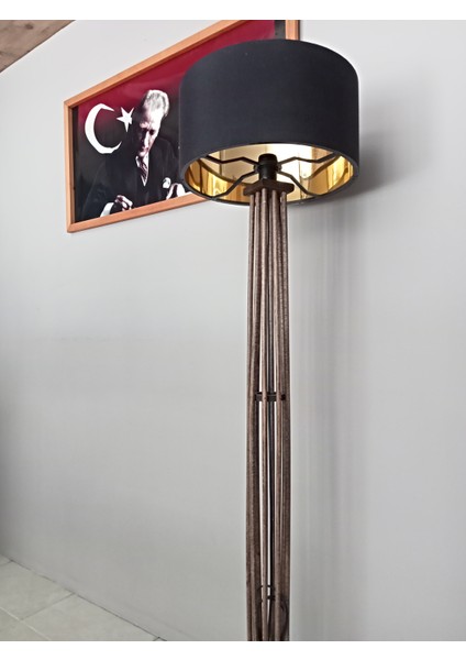 Ahşap Lambader
