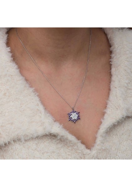 Gümüş Mor Lotus Desenli Çiçek Kadın Kolye fırsatları