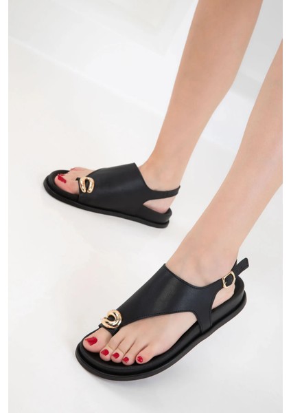 Kalyos Baş Parmak Düğme Detaylı Kadın Sandalet Siyah fiyatları