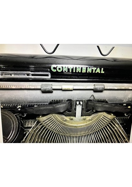Continental Çantalı Daktilo - Sorunsuz Çalışır Durumda