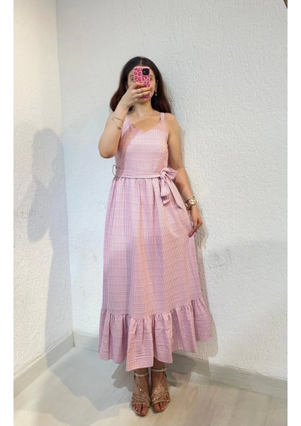 Yumuşak Pembe Elbise