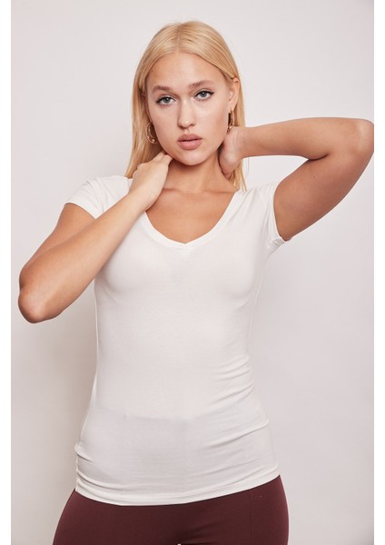 Ön-Arka V Kısa Kol Body -Krem fırsatları